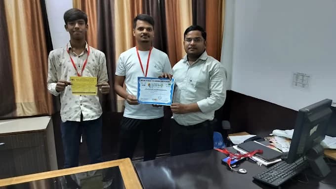 Practical Lab — Vidya Bharti Private ITI, Gajroula